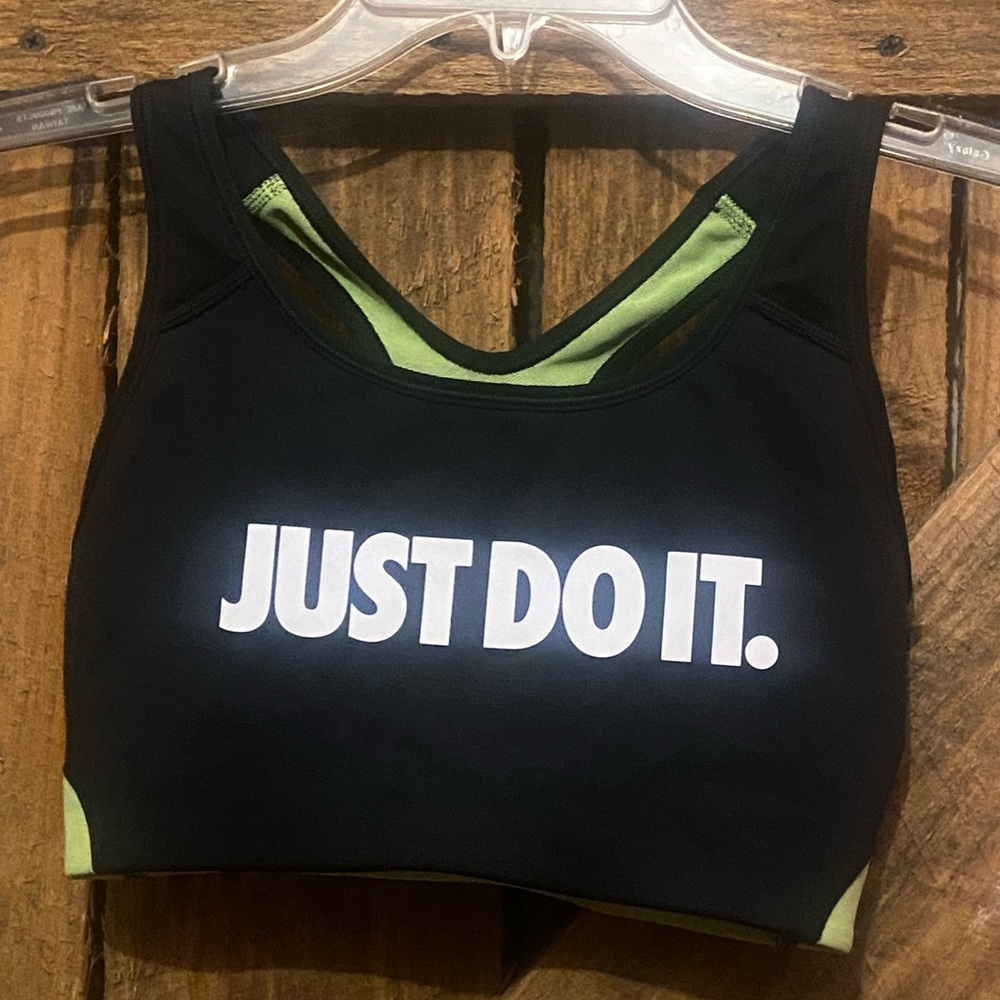 Nike sportswear